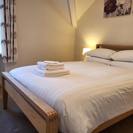 The Bay House Lake View Guest House - Adults Only Bowness-on-Windermere Kamer foto