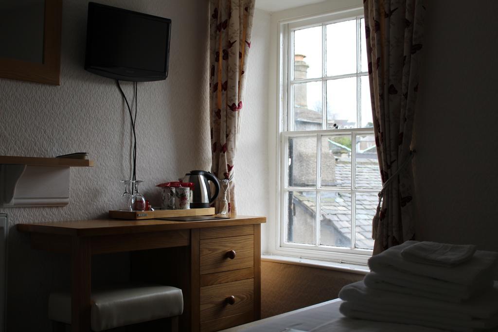 The Bay House Lake View Guest House - Adults Only Bowness-on-Windermere Kamer foto